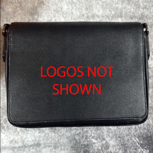 BLACK MESSENGER BAG (physical)